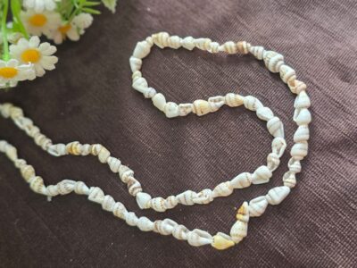 white necklace 2 white necklace 2